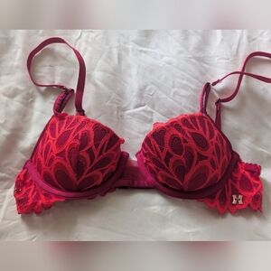 Savage X Fenty NWOT Vibrant Pink Lace Bra